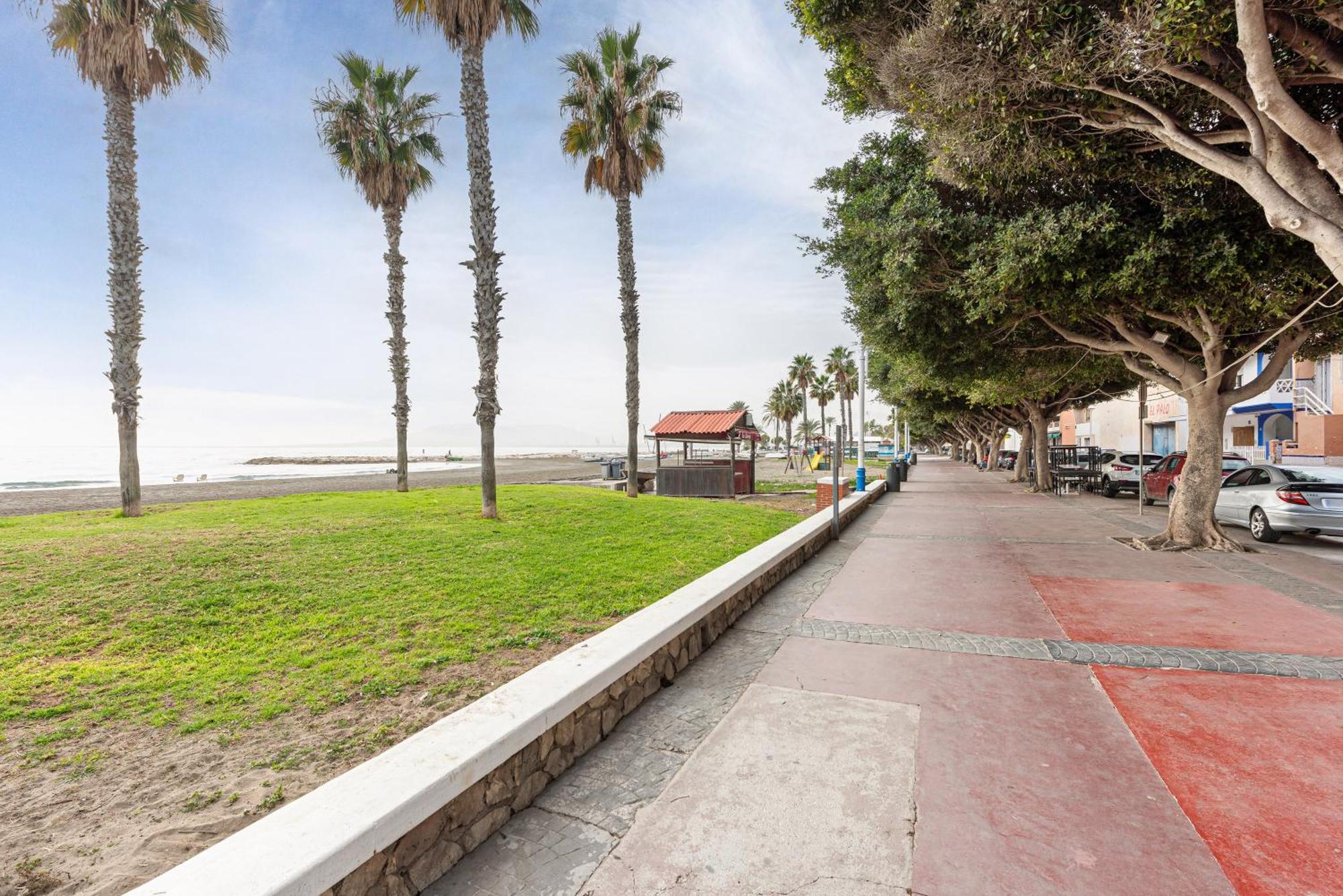 Casita Playa Apartment Malaga Exterior photo